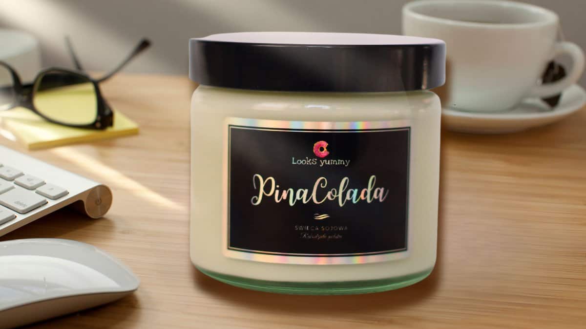 Prezent do biura - świeca sojowa Looks Yummy